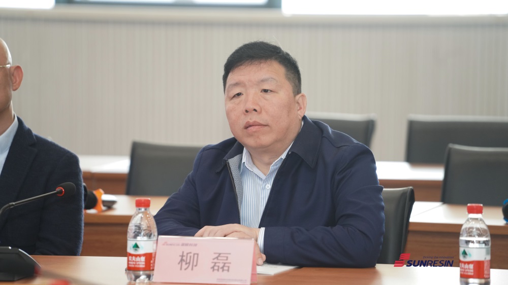 中国上市公司协会党委书记柳磊一行莅临欧博ALLBET科技调研指导